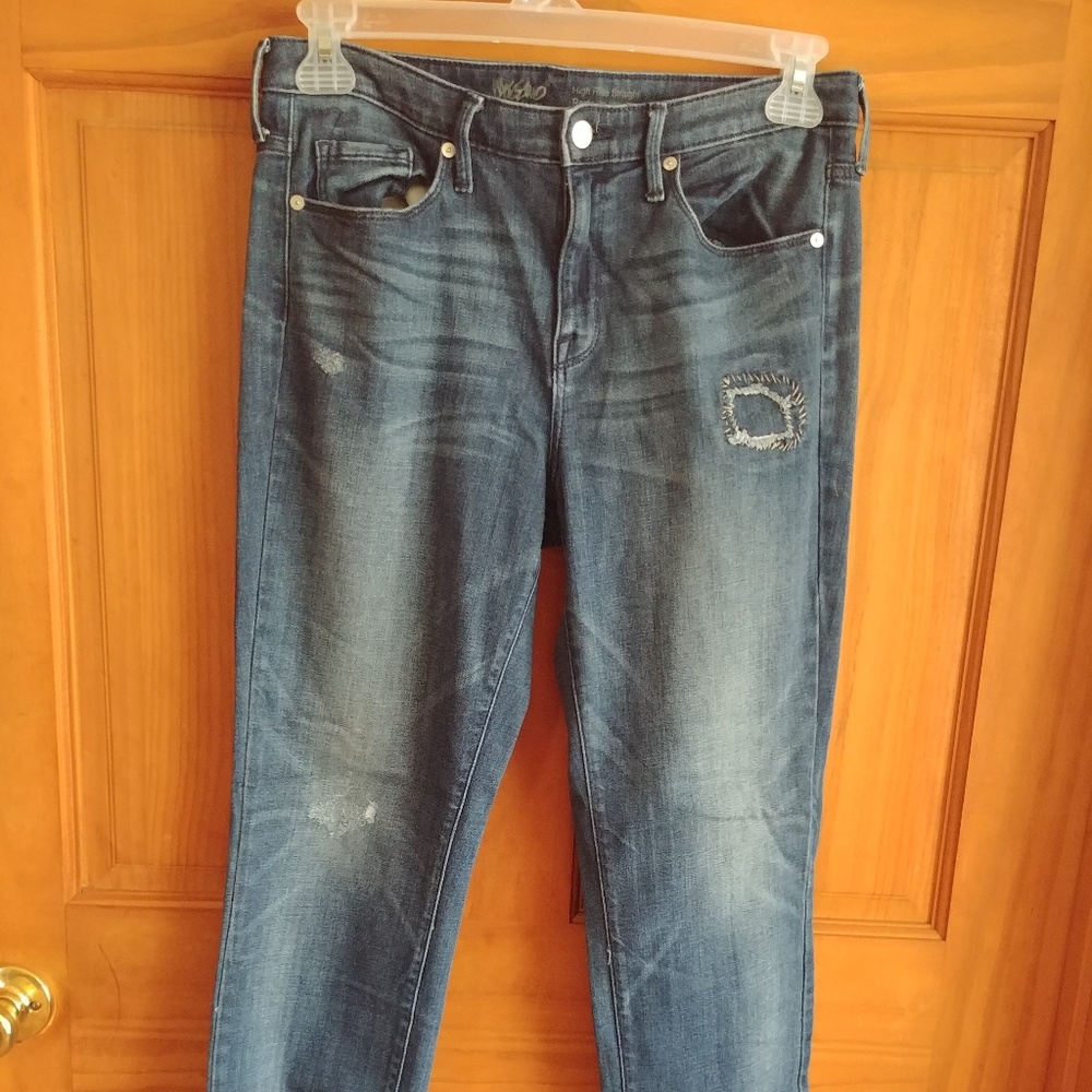 Mossimo Distressed Jeans